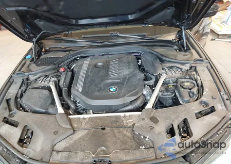 2021 BMW 540I xDrive z USA, uszkodzony, nr VIN WBA73BJ03MWW90424